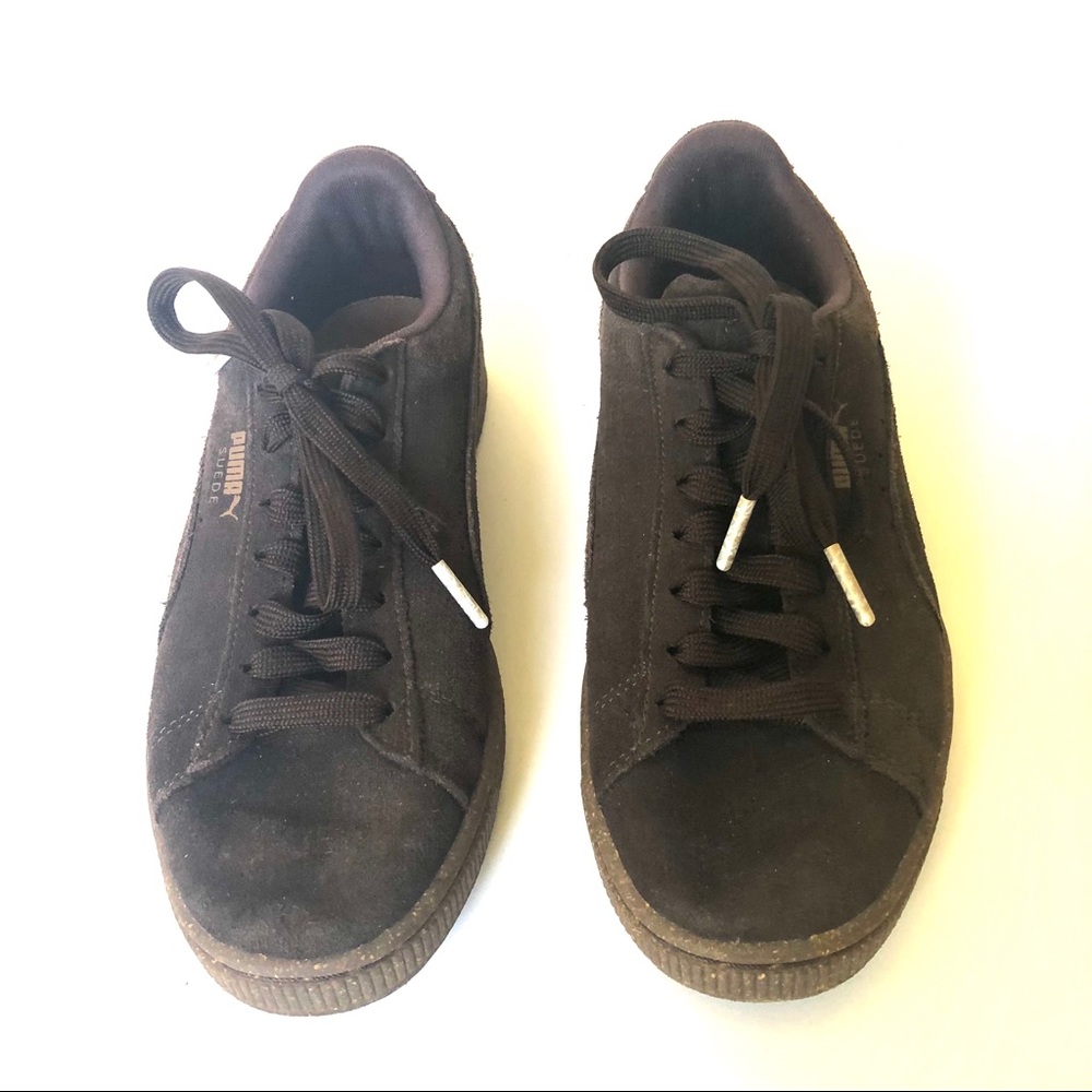 Brown suede classic Pumas